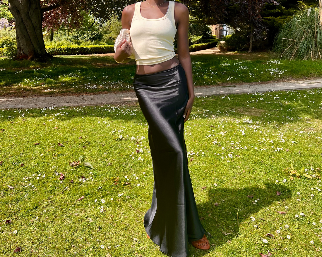 Maxi Skirts for Tall Women: Full-Length Styles That Don’t Fall Short