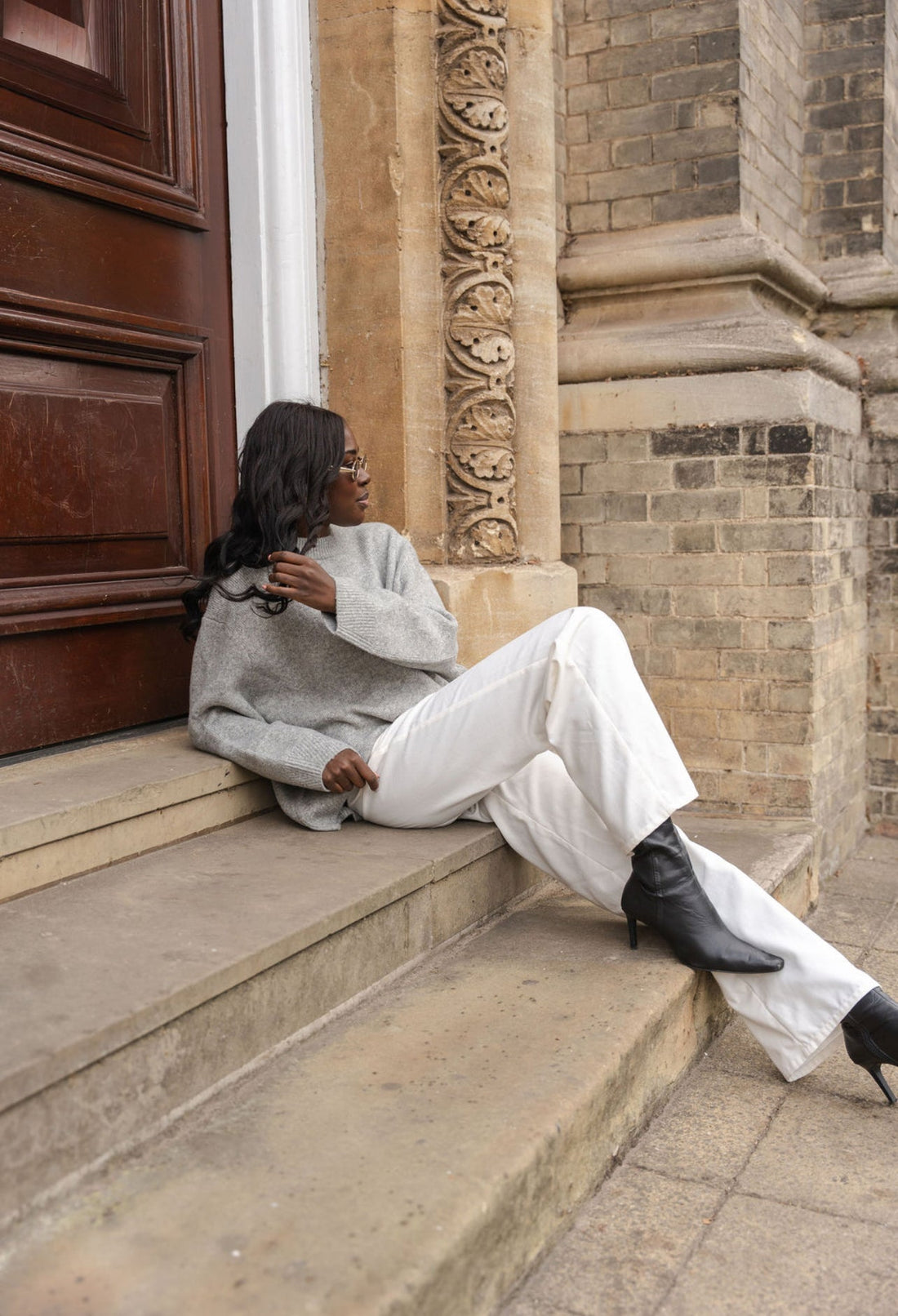 Sophisticated Comfort: High-Waisted Linen Trousers for Tall Women by Long Legs London