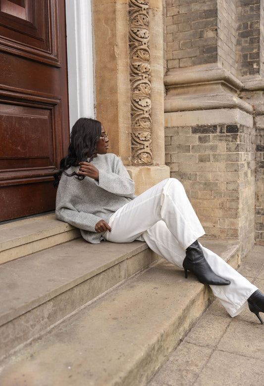 Sophisticated Comfort: High-Waisted Linen Trousers for Tall Women by Long Legs London