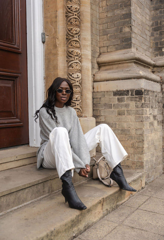 Elevate Your Wardrobe with High-Waisted Linen Trousers Made for Tall Women
