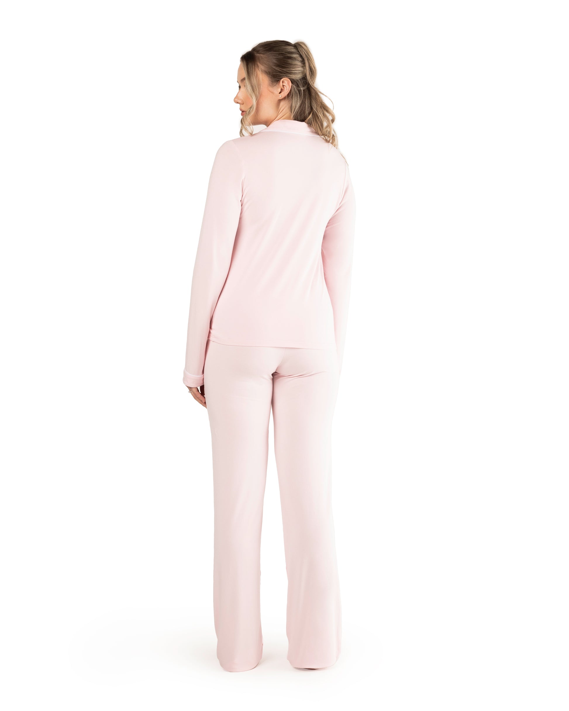 Tall woman in 36 inch inseam pyjama bottom and long sleeve set in tall